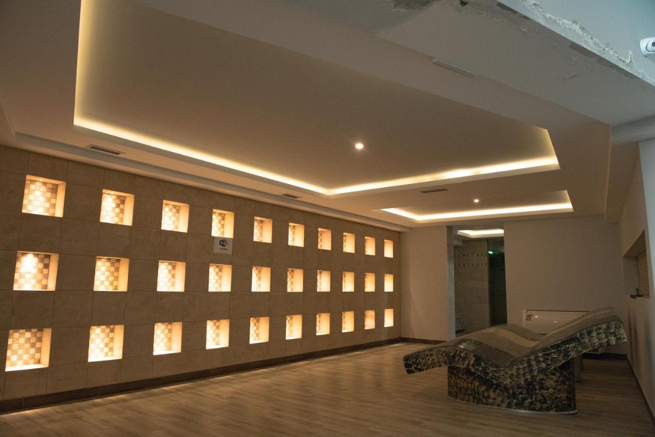 K19 Milmari Resort & Spa Kopaonik Buitenkant foto